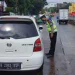 Puluhan Kendaraan Plat Luar Bandung Dipaksa Putarbalik di Gerbang Tol Padalarang