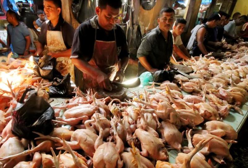 Menjelang Ramadhan Harga Daging Ayam di Sumedang Mulai Naik