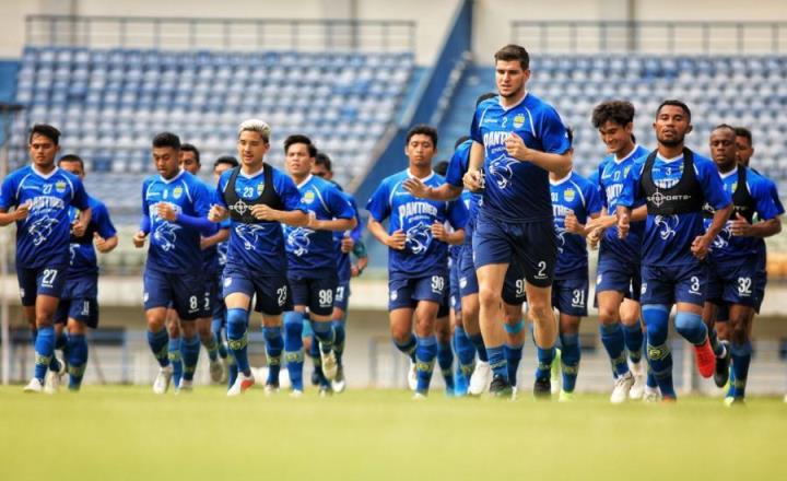 Panji Biru Ikut New Normal