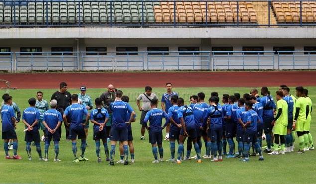 Latihan Perdana Persib Tergantung Jadwal Kick Off Kompetisi