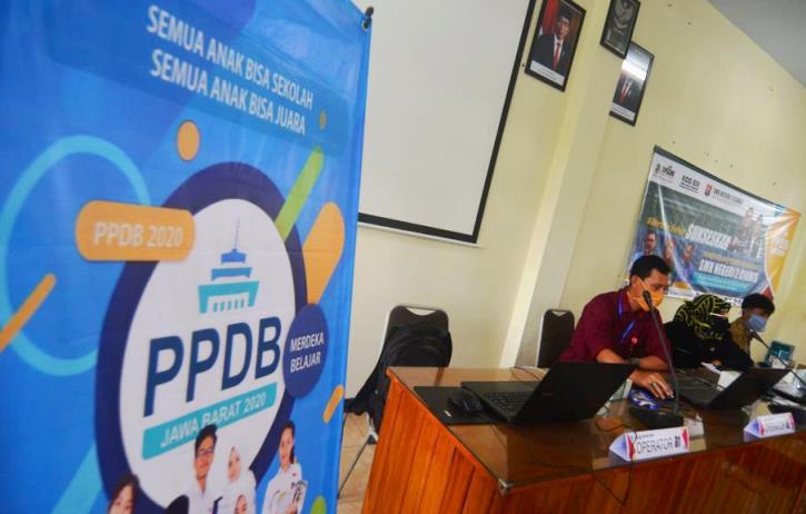 Dewan Dorong Disdik Transparan Soal PPDB Dewan Dorong Disdik Transparan Soal PPDB