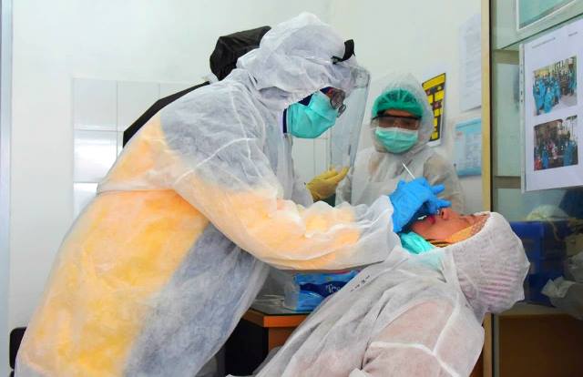 Klaim Kasus Covid-19 Terkendali Klaim Kasus Covid-19 Terkendali