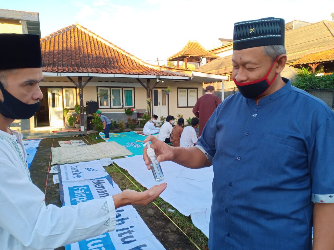 Warga Kabupaten Bandung Barat Diizinkan Salat Idul Adha, Jamaah Wajib Terapkan Protokol Kesehatan