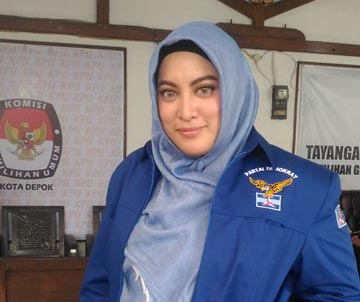 Jane Shalimar Kepincut Dampingi Gun Gun di Pilkada Kabupaten Bandung Jane Shalimar Kepincut Dampingi Gun Gun di Pilkada Kabupaten Bandung
