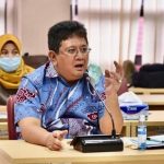 SAMPAIKAN KRITIK: Anggota DPRD Jabar Irfan Suryanagara saat memberikan masukan pada kegiatan rapat Pansus III beberapa waktu lalu. (FOTO DOK HUMAS DPRD JABAR)