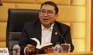 Toa Masjid Dipermasalahkan, Fadli Zon Minta Menag Yaqut Urus Masalah Haji dan Umrah