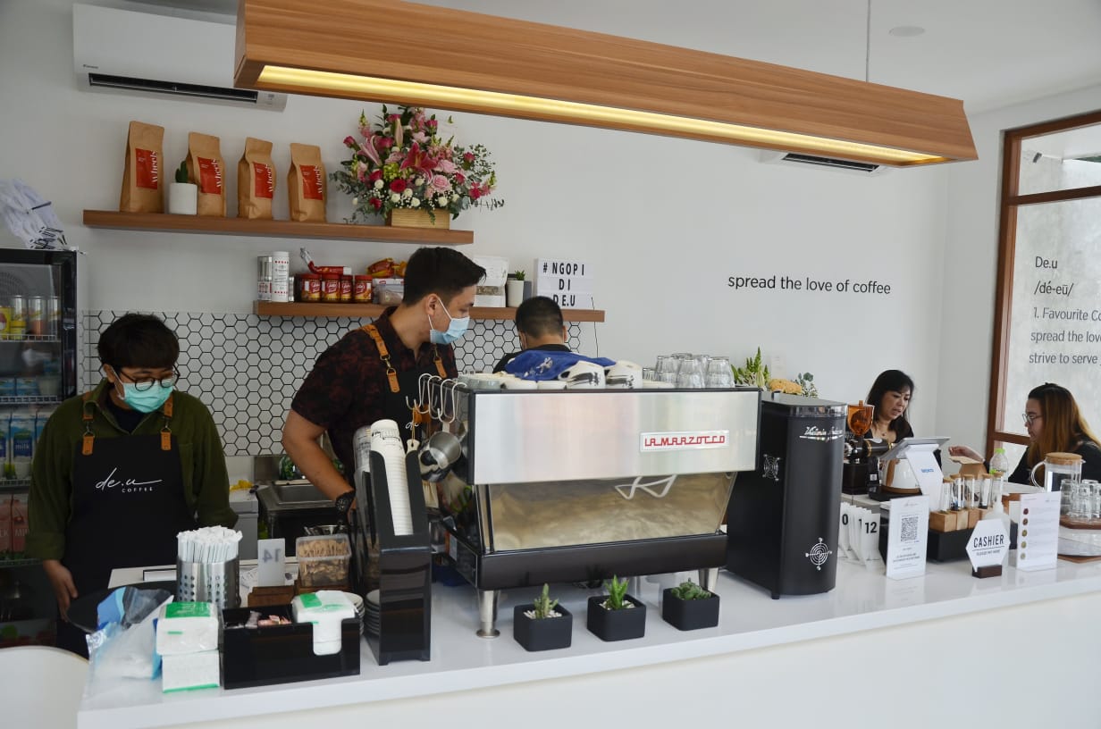 Nikmati Sensasi Santai di De.u Coffee Tanpa Nguras Kantong Nikmati Sensasi Santai di De.u Coffee Tanpa Nguras Kantong