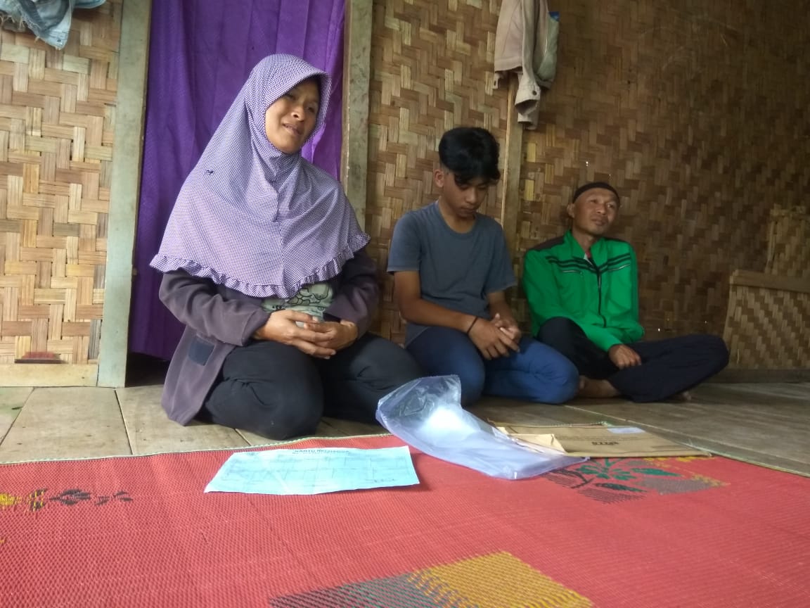 Tega! Aparat Desa di KBB Potong Dana Bantuan Mensos Milik Warga, Sekdes Berdalih Sudah Kesepakatan