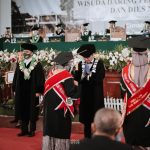 Unjani Gelar Wisuda Daring dan Luring