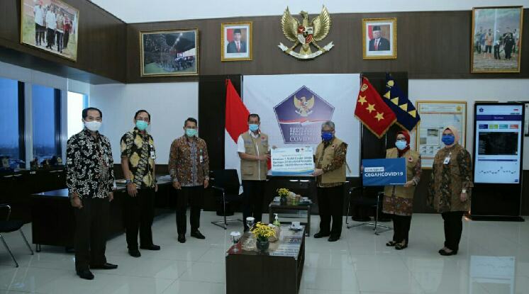 bank bjb Salurkan Bantuan Kemanuasiaan Penanganan COVID-19 kepada BNPB