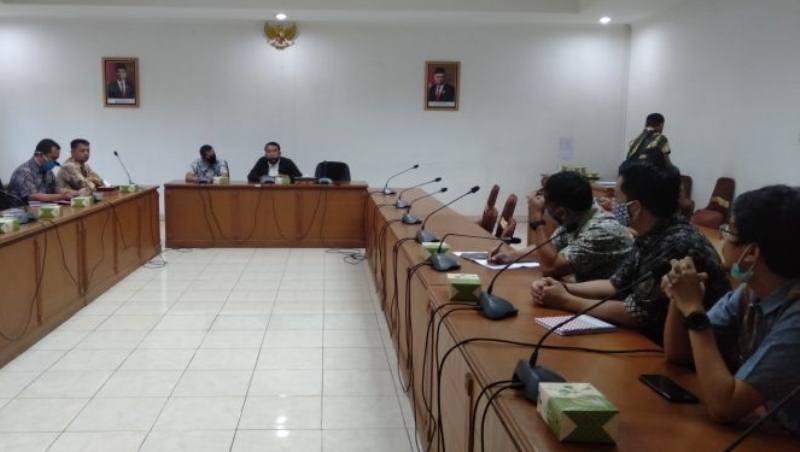 Rapat Komisi A DPRD Cianjur Dengan Pengelola Batching Plant Ditunda, Kenapa? Rapat Komisi A DPRD Cianjur Dengan Pengelola Batching Plant Ditunda, Kenapa?