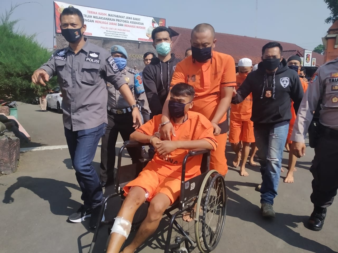 Amankan 36 Unit R2, Polresta Cimahi Telusri Motor Curian Sampai Penadah