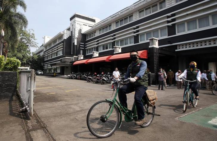 Semprot Para Petinggi BUMD, Emil Minta Buat Rancangan Kerja Dalam 14 Hari