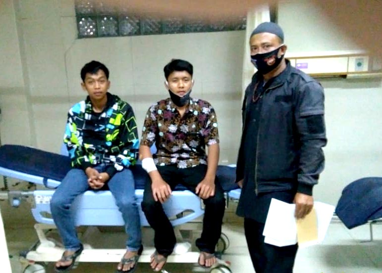 Genk Motor Kembali Berulah, Bacok Pengendara di Jln. Raya Gunung Puntang, Videonya Sempat Terekam Warga