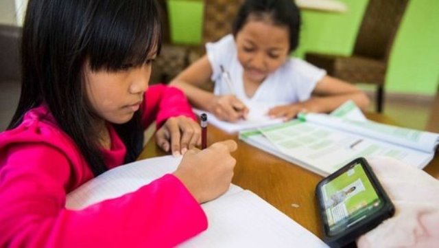 Sekolah Daring Harusnya Tak Ada Kendala