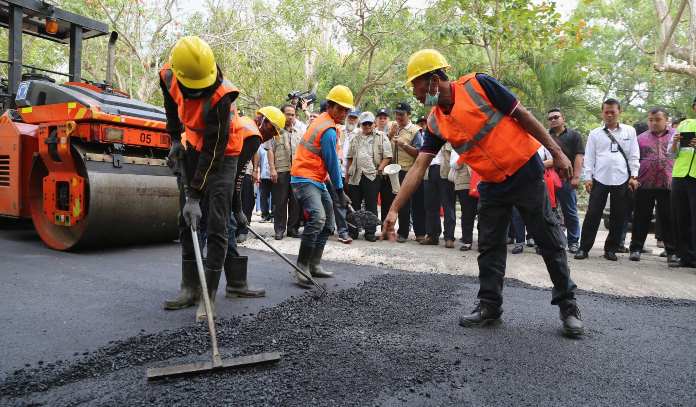 Ribuan Kontraktor Bangkrut