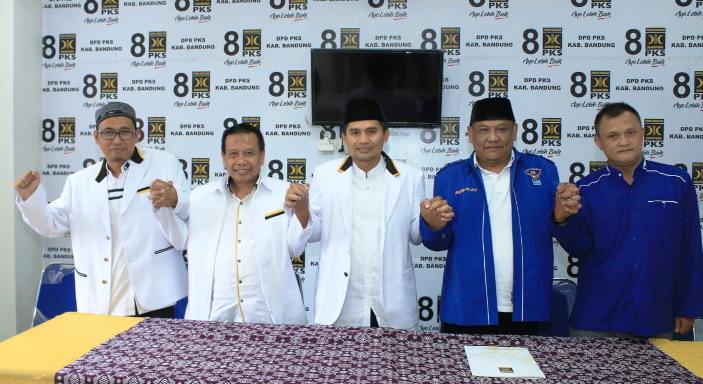 Koalisi Demokrat-PKS Pecah, Peta Politik Pilkada Makin Memanas Koalisi Demokrat-PKS Pecah, Peta Politik Pilkada Makin Memanas