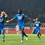 Bungkam Soal Karantina Pemain