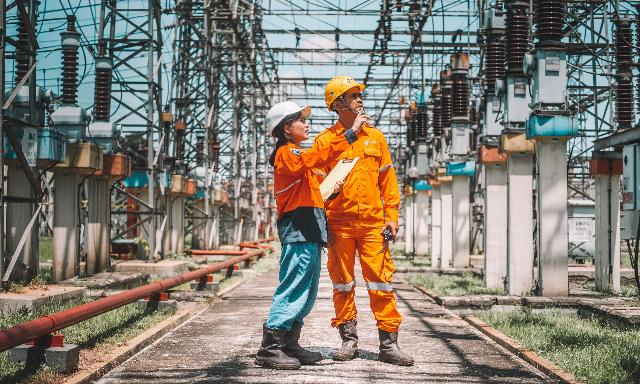 PLN Teratas di Asia Selatan dan Tenggara Dalam Mendukung Transisi Menuju Ekonomi Rendah Karbon