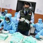 Ridwan Kamil Wajibkan Masyarakat Gunakan Masker Kain Tiga Lapis