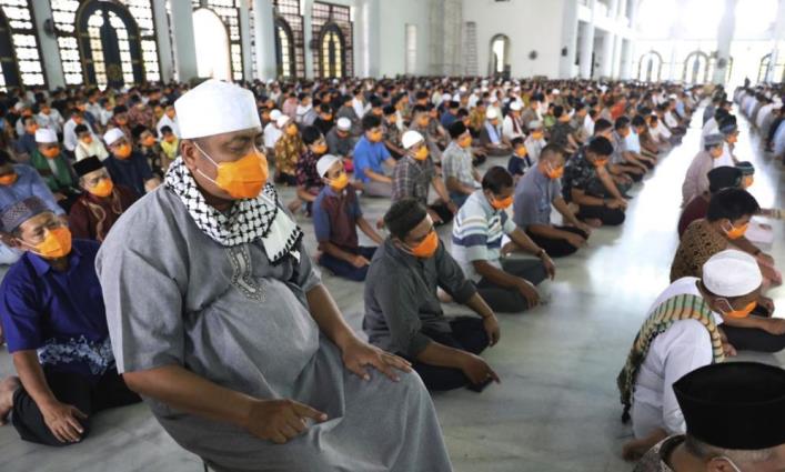 Ajay Izinkan Pelaksanaan Salat Idul Adha di Lapangan