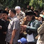 Minta Klarifikasi : Ribuan Santri Datangi Gedung DPRD Kab. Cirebon