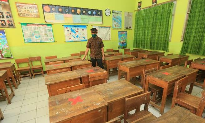 Kemenag Larang KBM Tatap Muka