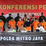 1 Kepala Rp 200 Juta