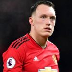 Twitter Minta Maaf karena Meledek Bek Man United Phil Jones