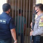 Kalah Bersaing Urusan Pekerjaan, Pemuda Plered Bacok Leher Rekan Kerja