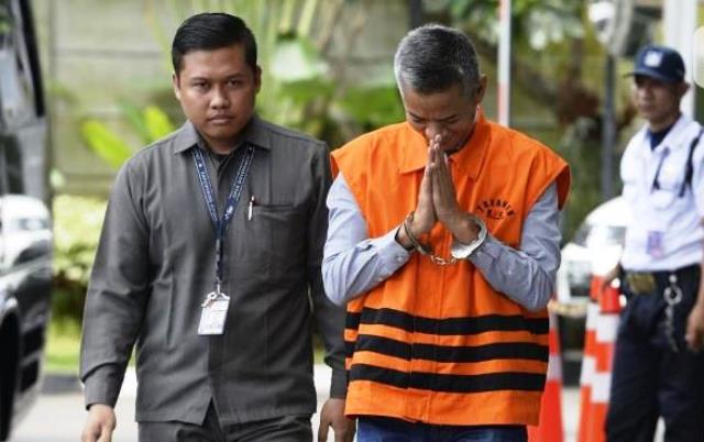 Wahyu Dituntut Delapan Tahun