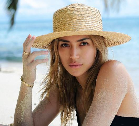 Jessica Iskandar Fokus Liburan Jessica Iskandar Fokus Liburan