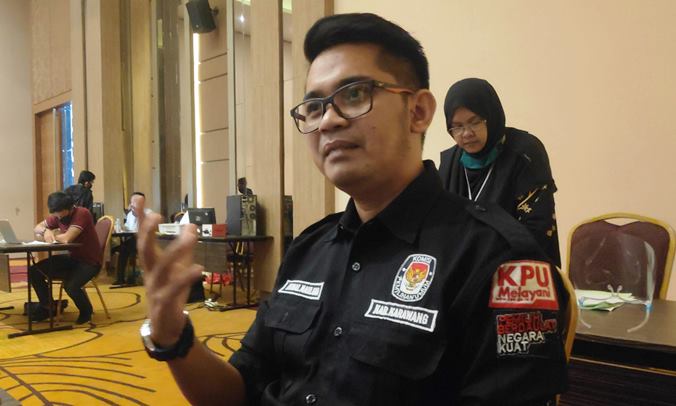 KPU Kabupaten Karawang Targetkan 75 Persen Partisipasi Pemilih KPU Kabupaten Karawang Targetkan 75 Persen Partisipasi Pemilih