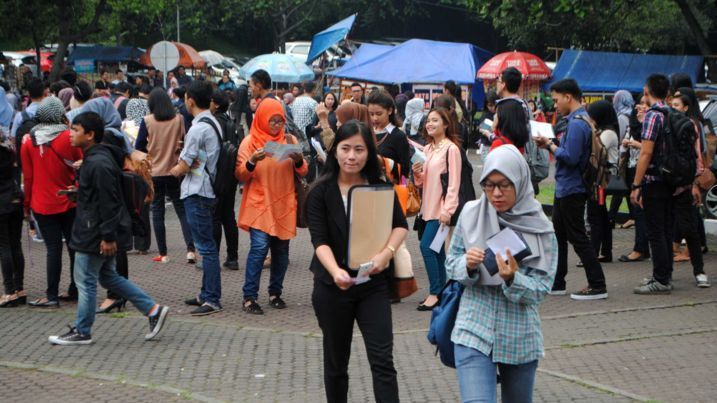 9.200 Warga Kota Bandung Nganggur Akibat Dampak Pandemi Covid-19 9.200 Warga Kota Bandung Nganggur Akibat Dampak Pandemi Covid-19