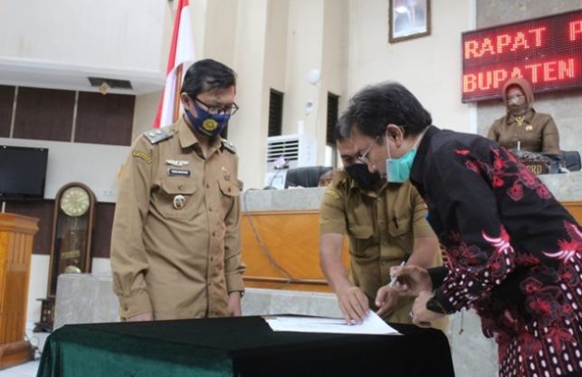 Tinjau Ulang Kenaikan Tarif RSUD, DPRD Subang Sahkan Dua Perda