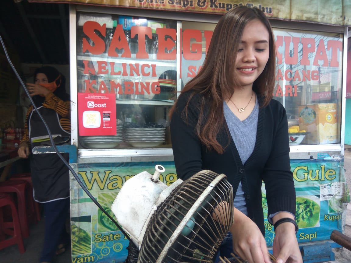 Sektor UMKM di Lembang Ketiban Untung, Sate Kelinci Diburu Wisatawan