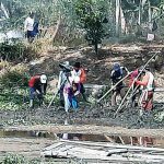 Warga Bersihkan Situ Cangkuang