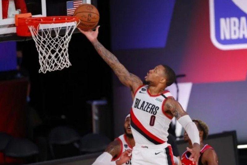 Damian Lillard Sumbang 51 Poin dan 7 Assist Bawa Blazers Tundukkan Sixers