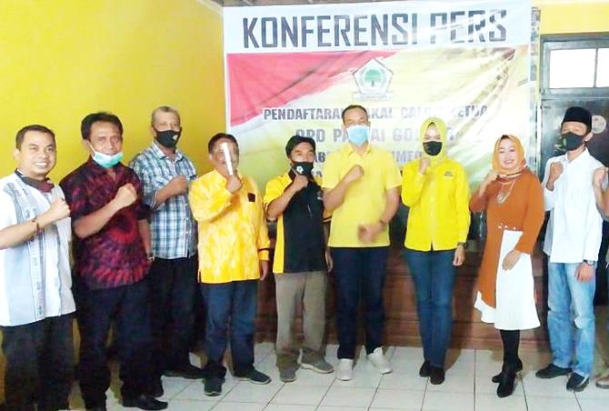 Delapan Kandidat Berebut Kursi Ketua DPD Golkar Sumedang Delapan Kandidat Berebut Kursi Ketua DPD Golkar Sumedang