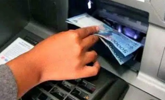 Cek Rekening, Subsidi Upah Bagi Pekerja Swasta Sudah Cair