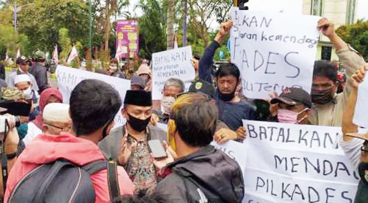 Pilkades Ditunda, Warga Ciamis Kecewa Berat