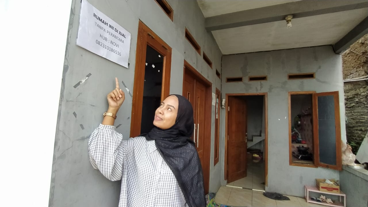 Ibu Muda di KBB Jual Rumah Bonusnya Siap Diajak Menikah