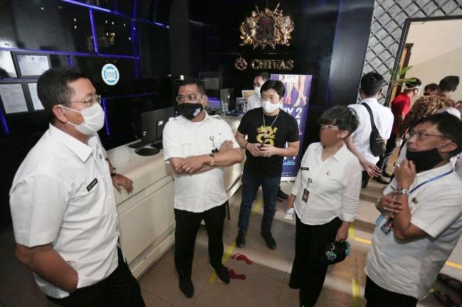 Relaksasi Tempat Hiburan Tergantung Pemohon