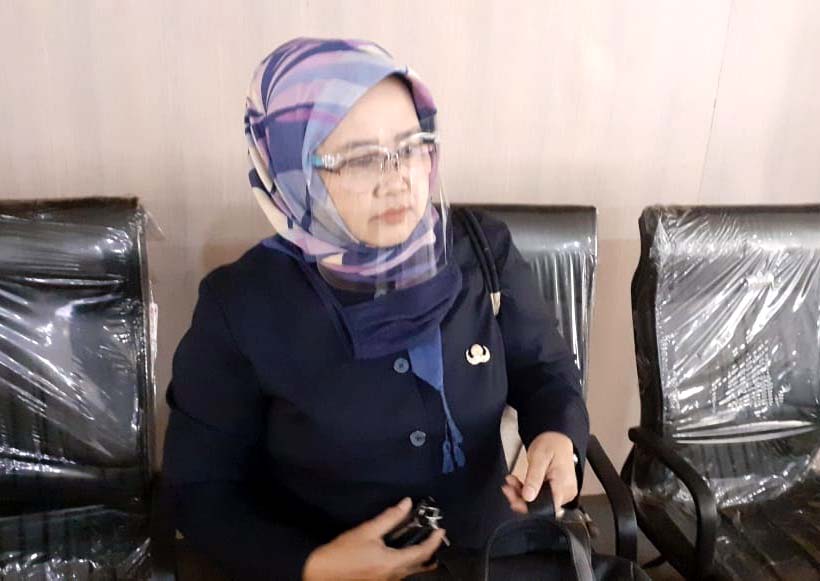 Disdik Jabar Anggarkan Rp 14 Miliar untuk Dua Juta Siswa Kurang Mampu Disdik Jabar Anggarkan Rp 14 Miliar untuk Dua Juta Siswa Kurang Mampu
