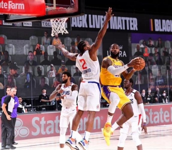 Derby Los Angels, Le Bron Tentukan Kemenangan LA. Lakers Saat Pertandingan Tersisa 12 Detik