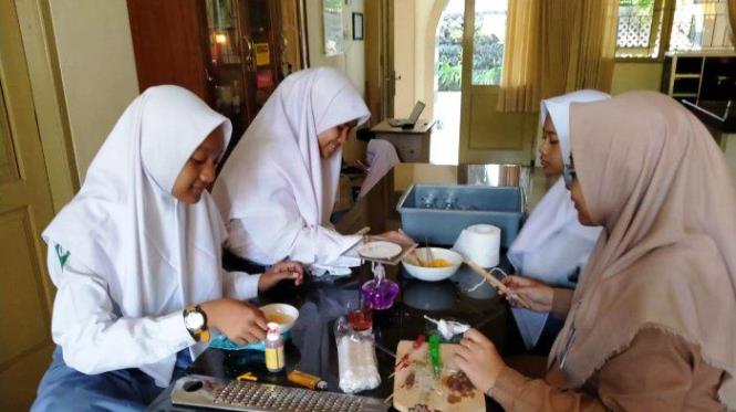 Pastikan Siswa Miskin Dapat Bantuan Pastikan Siswa Miskin Dapat Bantuan