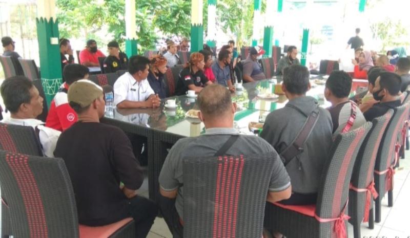 Keraton Kasepuhan Matangkan Persiapan Hari Pengukuhan Luqman Zulkaedin Keraton Kasepuhan Matangkan Persiapan Hari Pengukuhan Luqman Zulkaedin