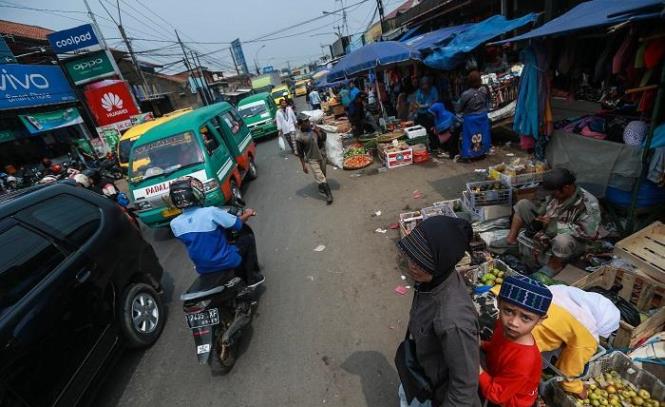 Tolak Relokasi Pedagang Pasar Tolak Relokasi Pedagang Pasar