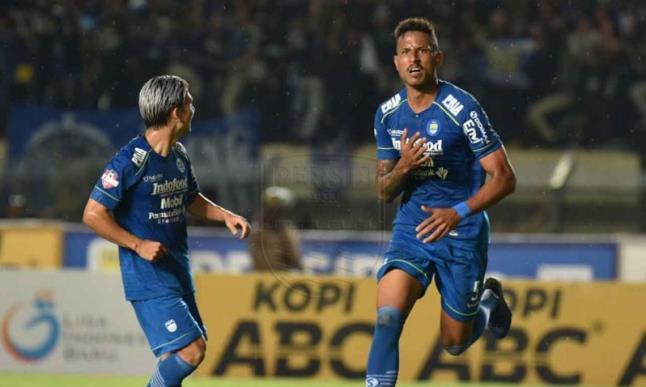 Wander Luiz Batal Merapat