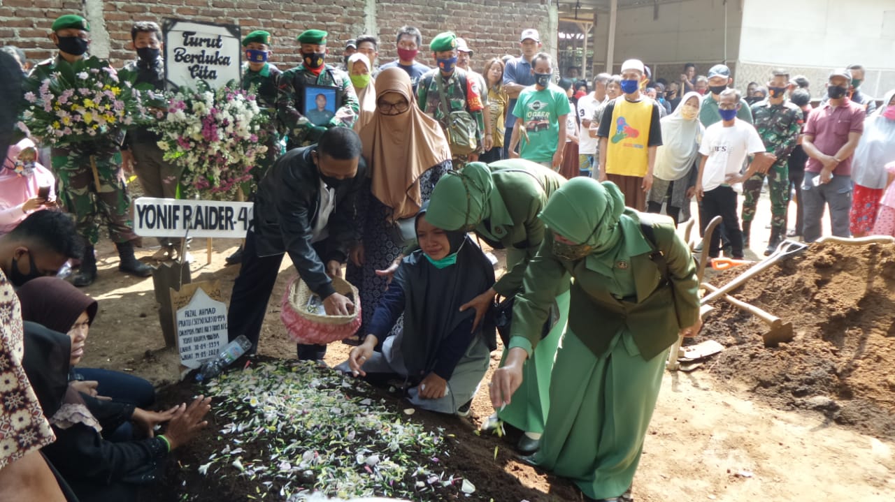Meninggal Waktu Bertugas di Papua, Pratu Rijal Tinggalkan Istri yang Sedang Hamil Empat Bulan